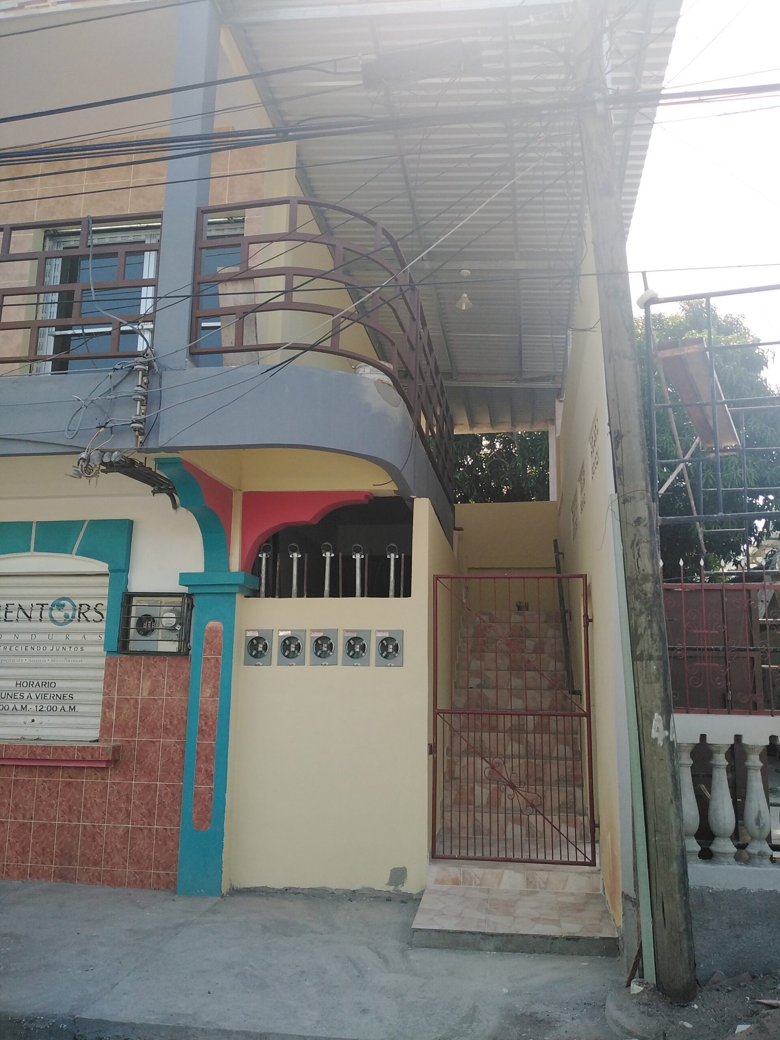 Galería de Edificio de locales, Potrerillos