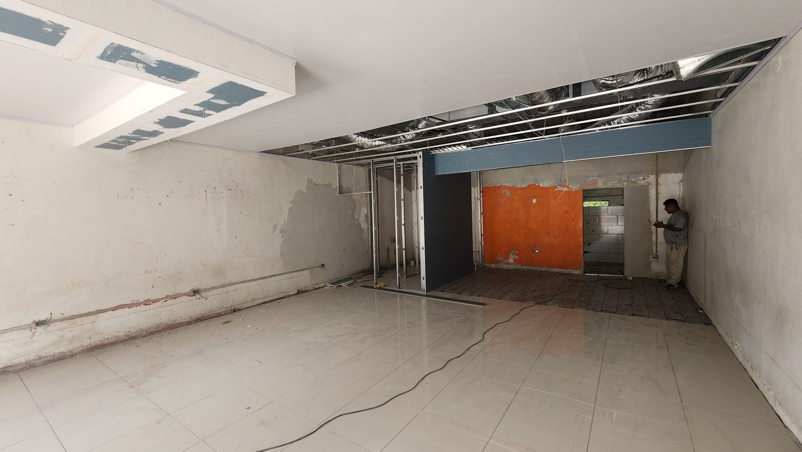 Galería de Remodelación Pollos el Pollero